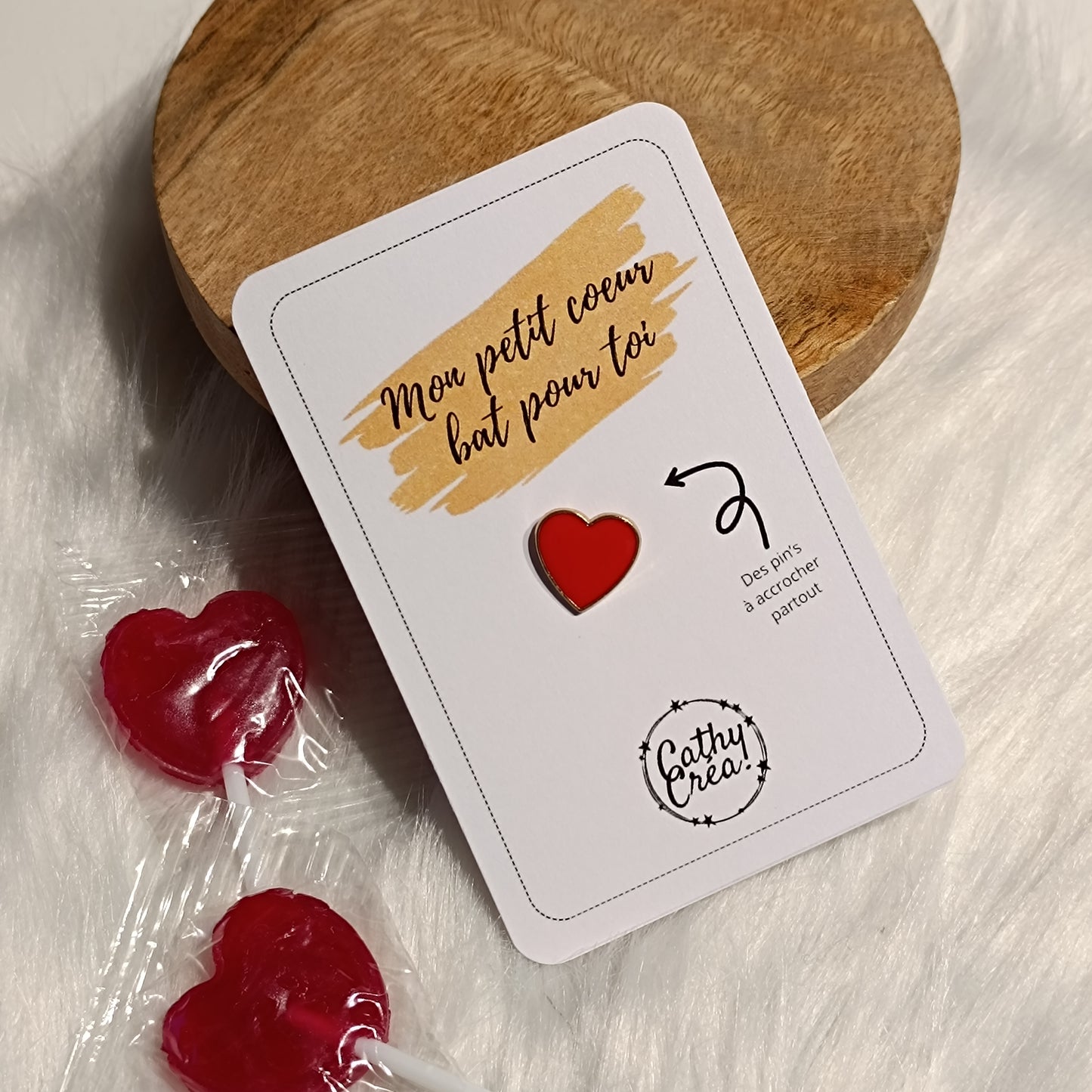 Pin's "Mon petit cœur bat pour toi ❤️" - Carte personnalisée