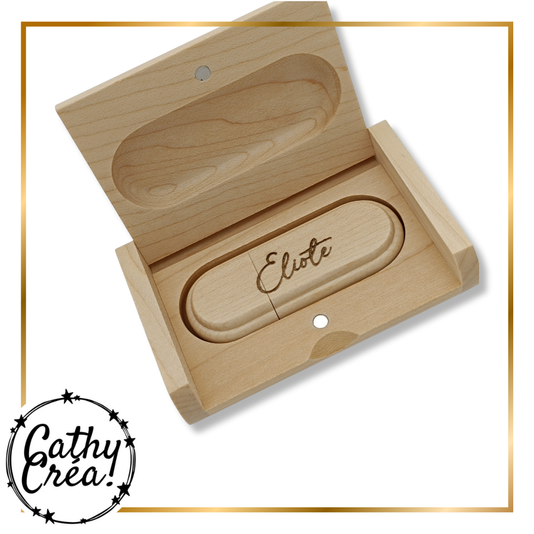 Clé USB en bois gravée et son coffret