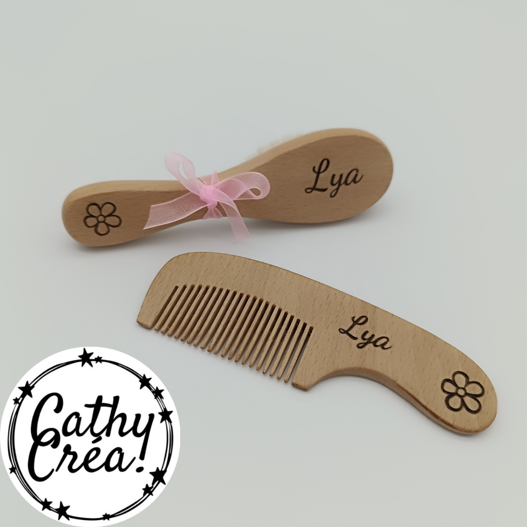 Brosse et peigne gravés avec le pochon personnalisé