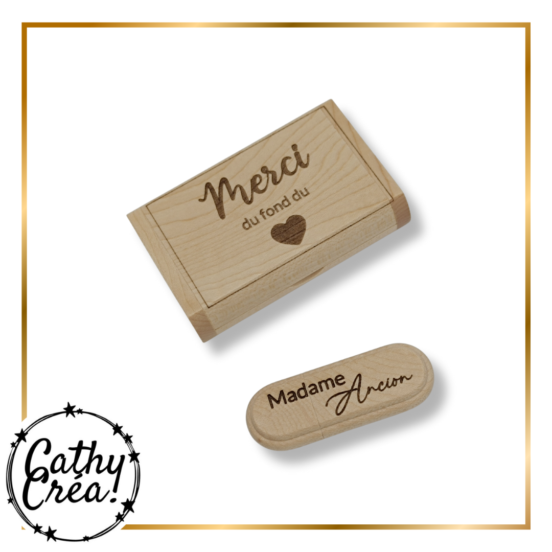 Clé USB en bois gravée et son coffret