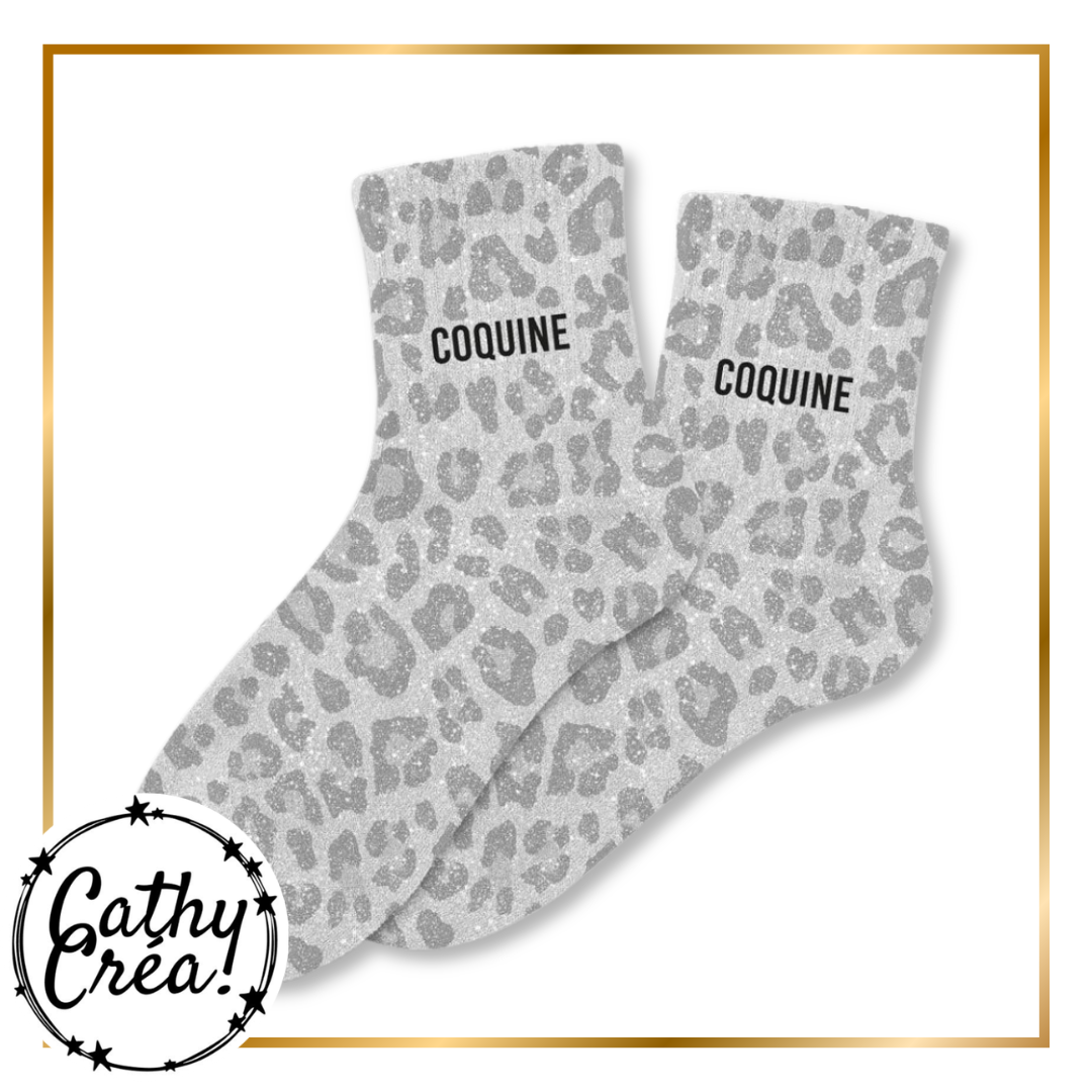 Paire chaussettes lĂ©opard argentĂ© inscription COQUINE noir â cadeau fun Cathy CrĂ©a
