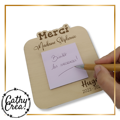 Support à Post-it personnalisé en bois – Cadeau pour maîtresse ou maître