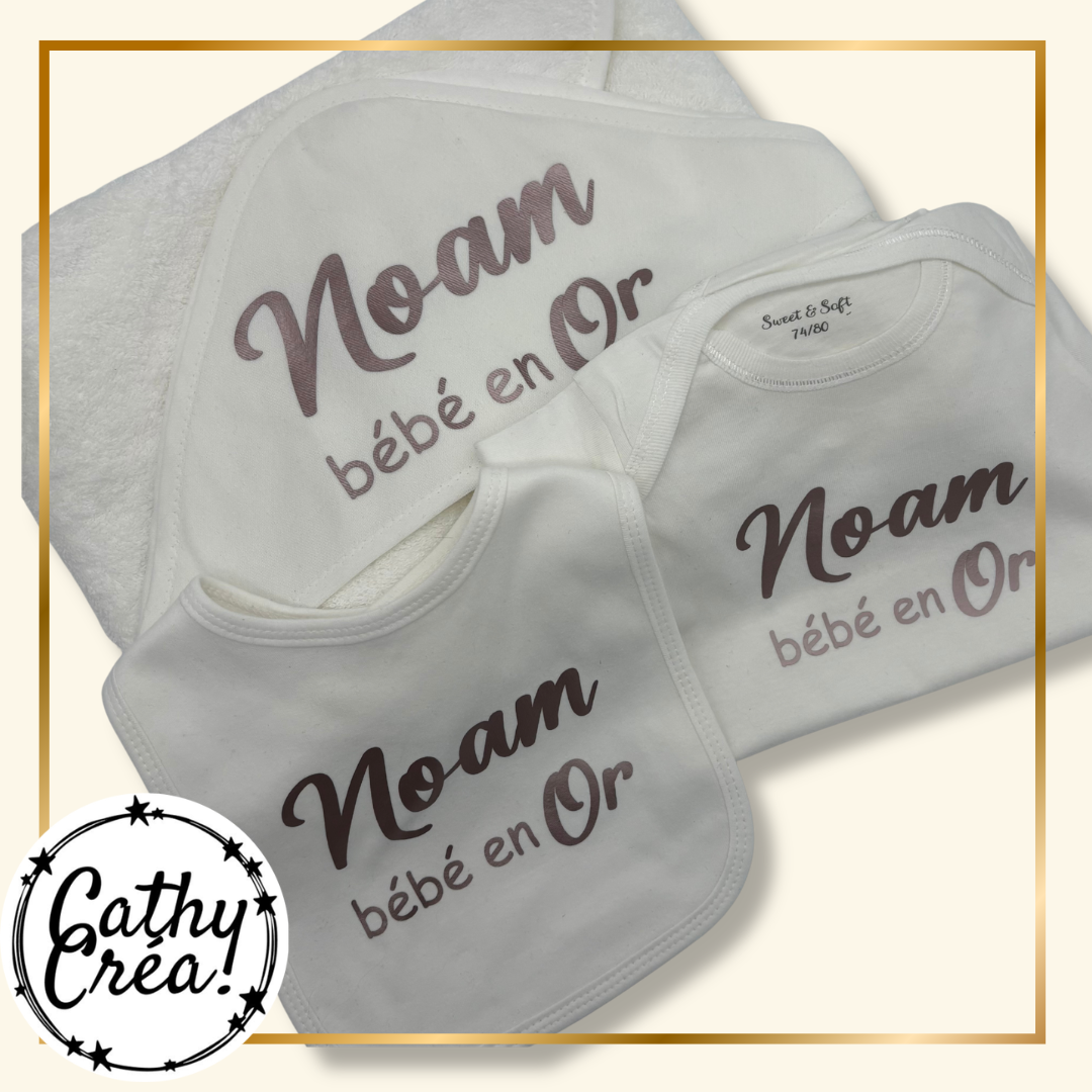 Ensemble bavoir body cape bébé personnalisé prénom – cadeau naissance Cathy Créa