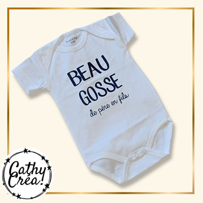Body bébé personnalisé présenté comme cadeau papa – Cathy Créa