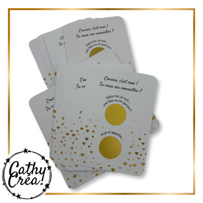 Lot de cartes à gratter annonce naissance présentées en éventail