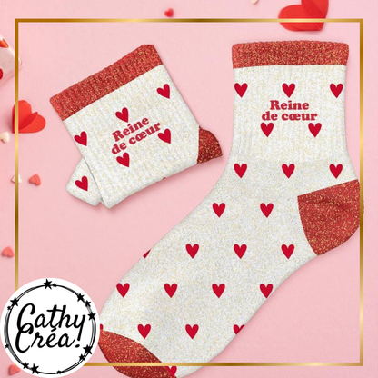 Chaussettes pailletées Reine de cœur en ambiance Saint-Valentin avec cœurs et rubans