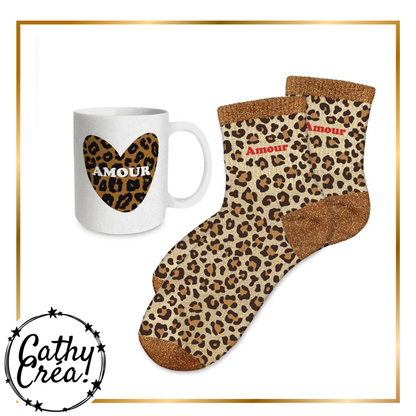 Mug blanc pailleté cœur léopard Amour et chaussettes léopard finitions dorées taille 36-42